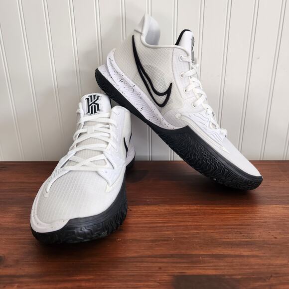 Nike Size 16M/17.5W Kyrie 4 TB Low‎ White New - Picture 2 of 12